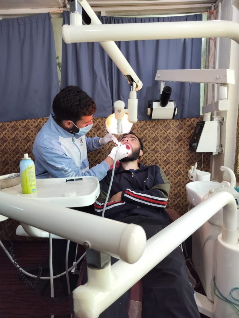 Dental equipment at Dr. Kaiser's clinic Vilgam